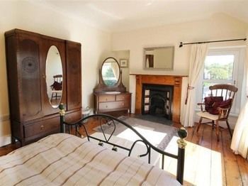 Apartment Pilton House